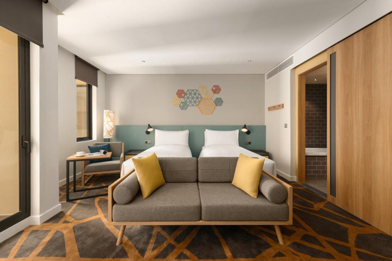 Hiive By Fusion Binh Duong - Vsip 1 Hotel Thuan An Exterior foto